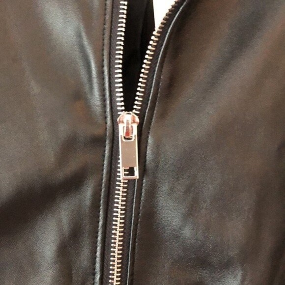 NWT Miami Jacket Size Large Black with Silver Zippers Flare Sleeves Unique - Picture 8 of 13